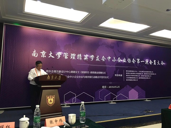 1590561952943357.jpg 2-1P52Q405349E.jpg