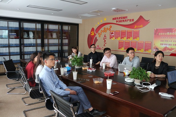 1590562576388296.jpg 2-1P504162330E2.jpg