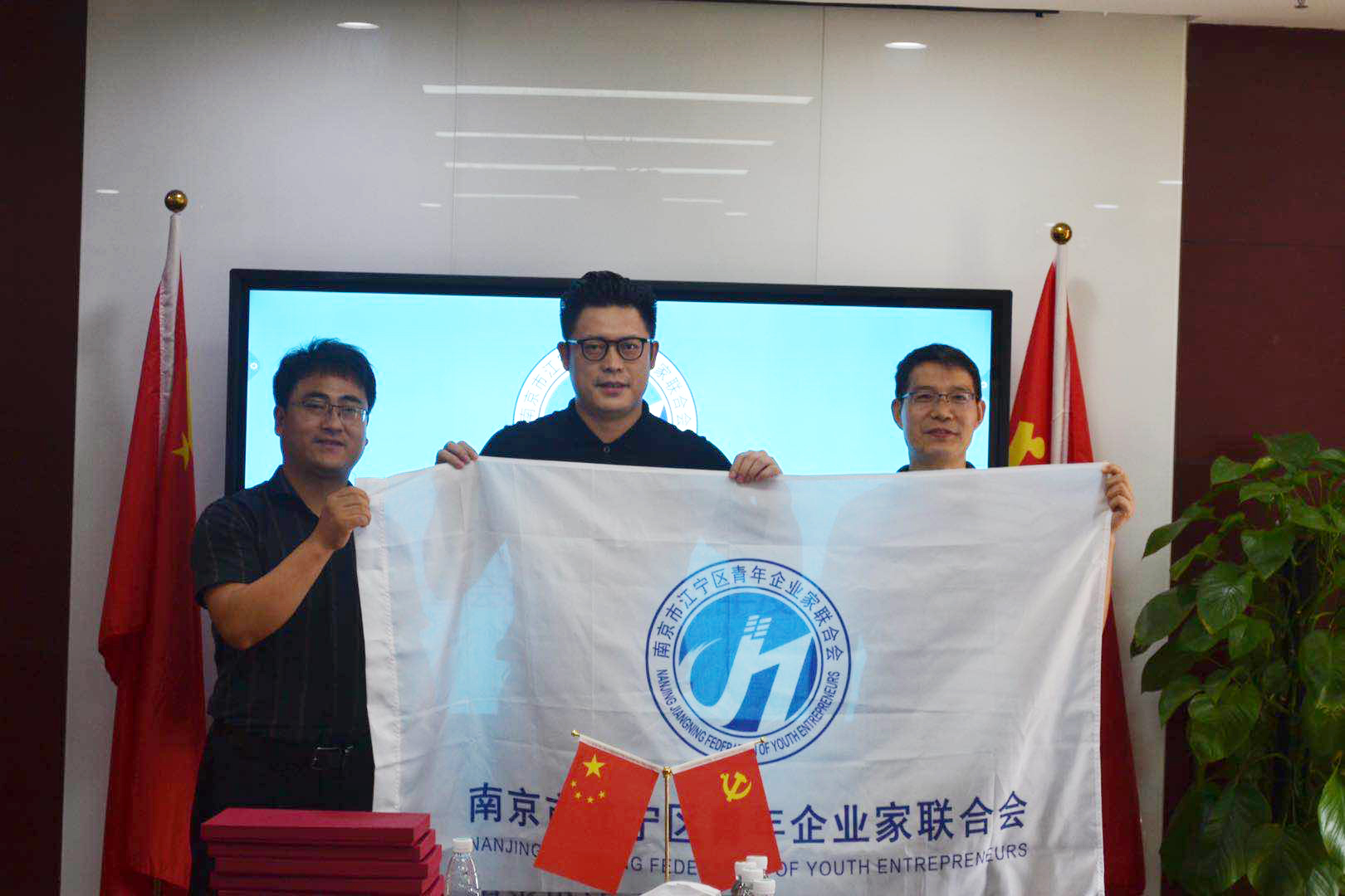 微信图片_20200630203402 - 副本.jpg